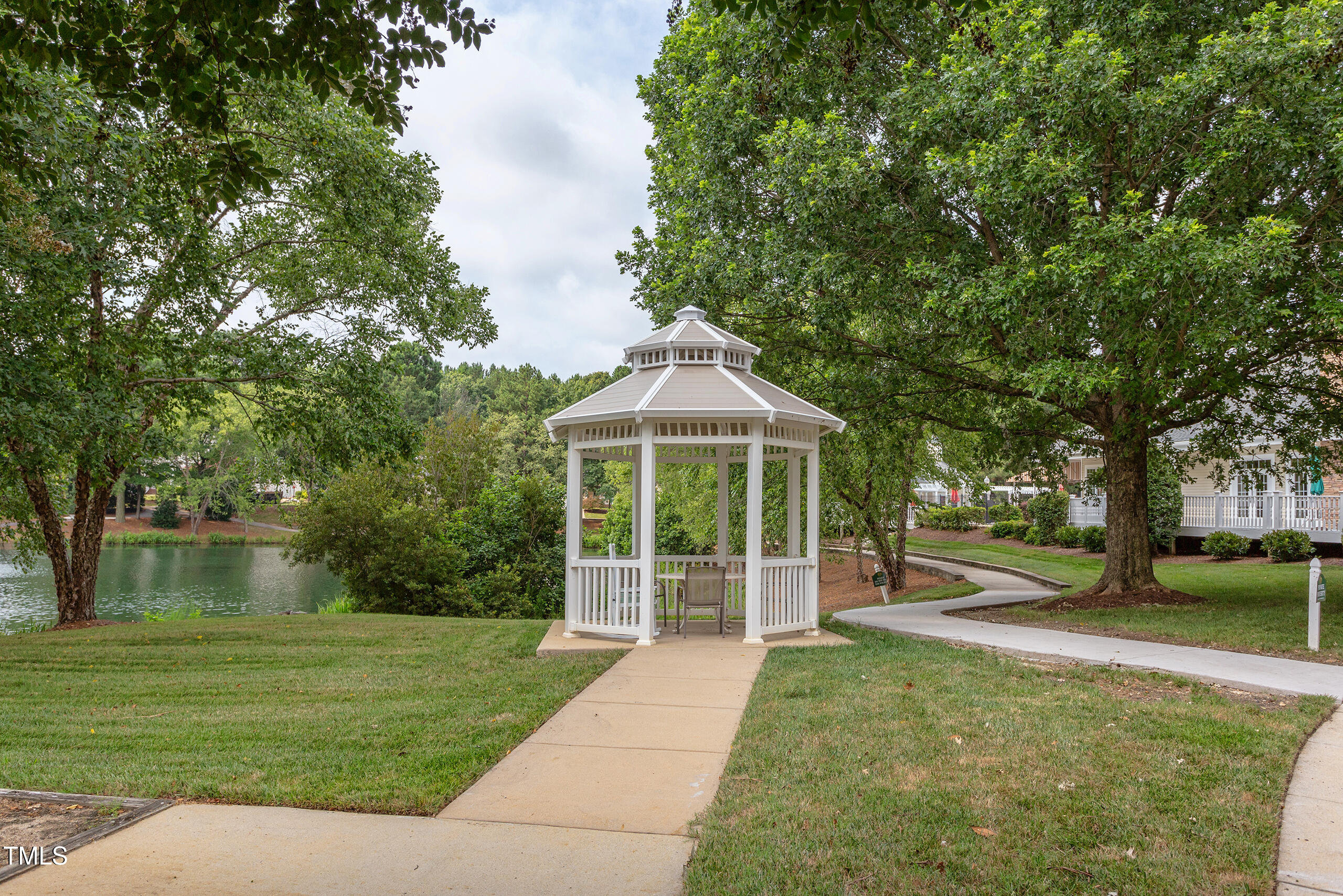 2026 Heritage Pines Drive