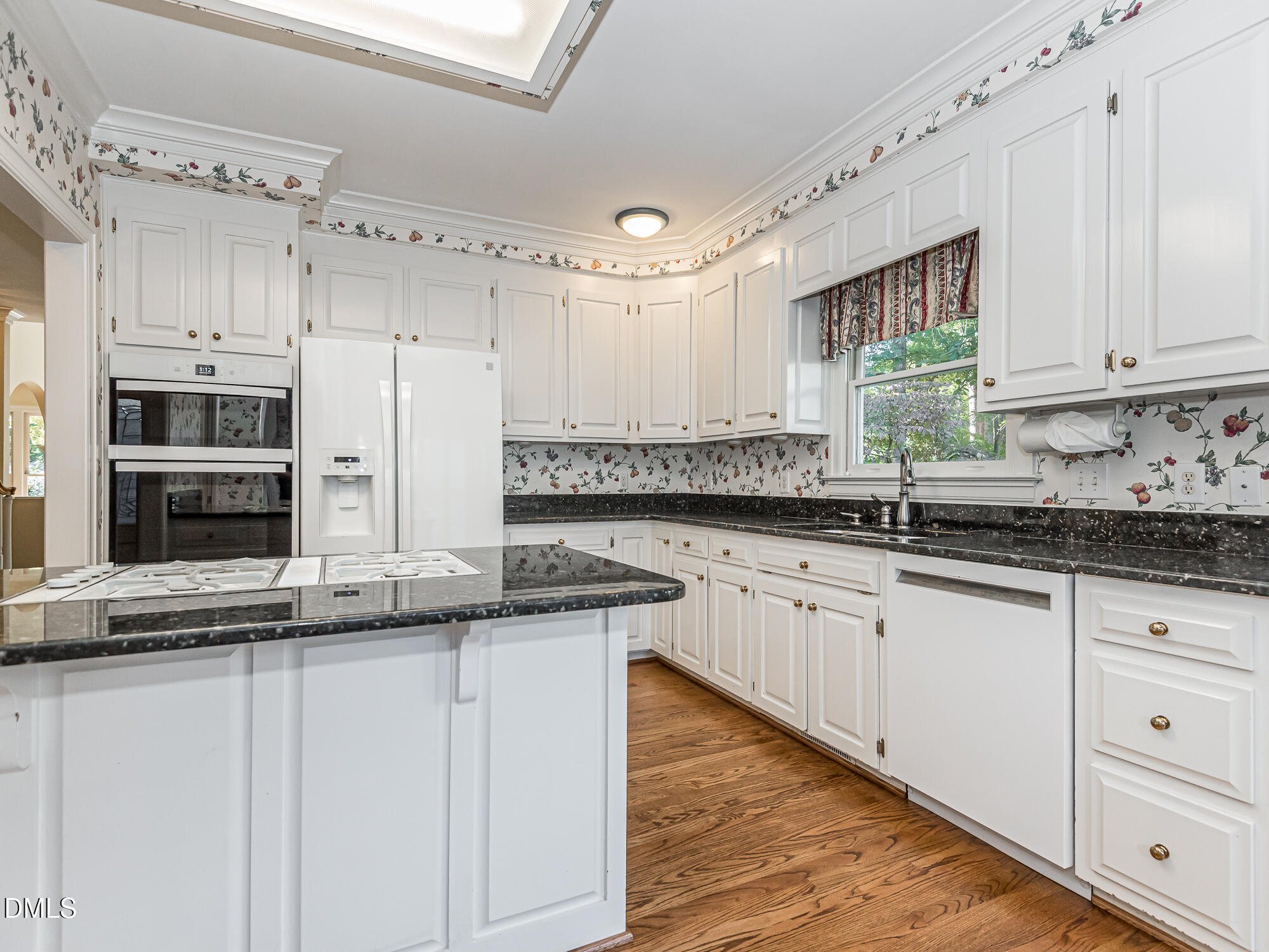 6921 Hunters Way, Raleigh