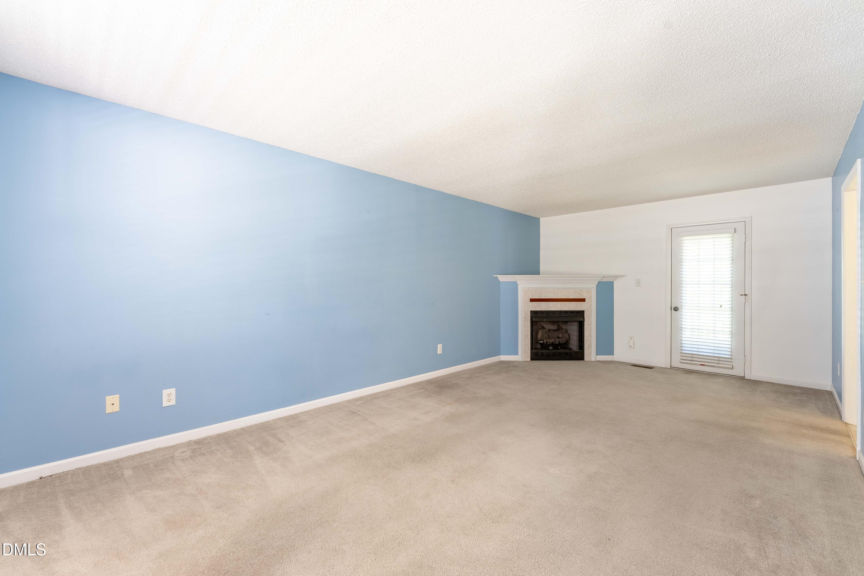 1321 E Turret Court
