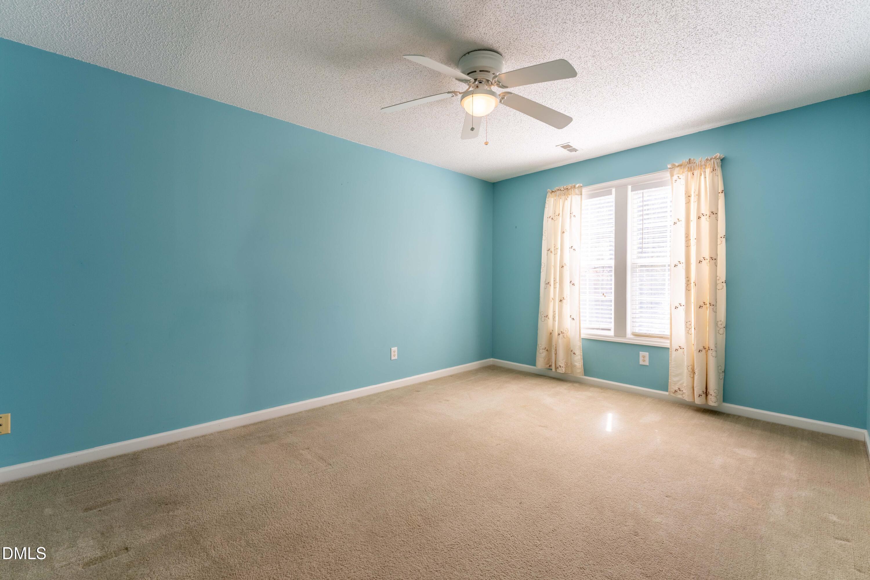 1321 E Turret Court