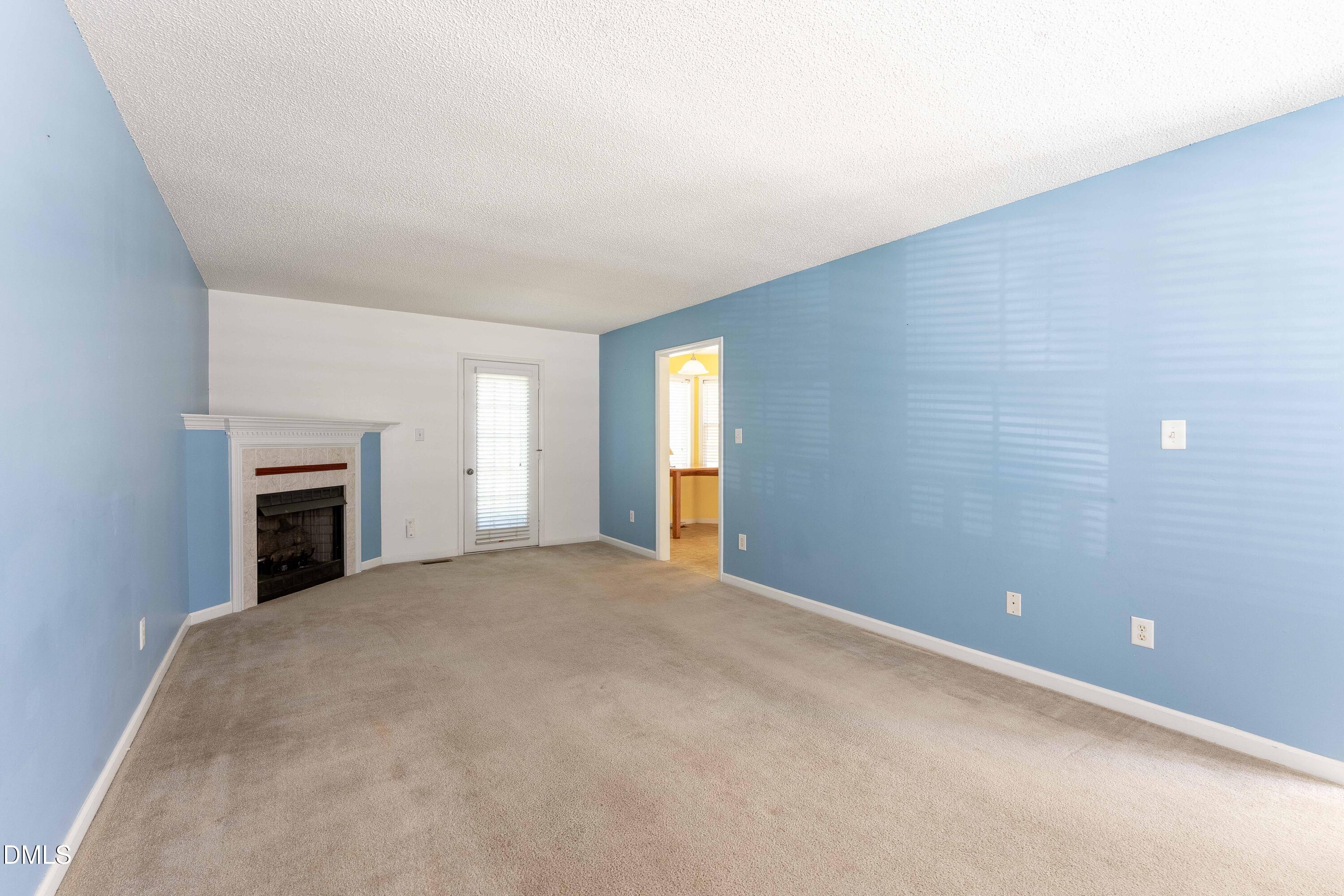 1321 E Turret Court