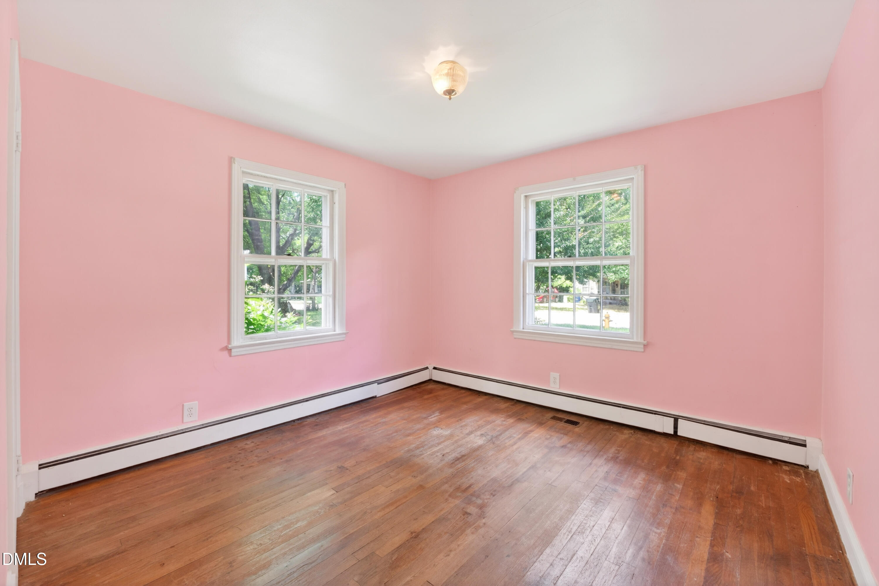 708 Hamilton Road