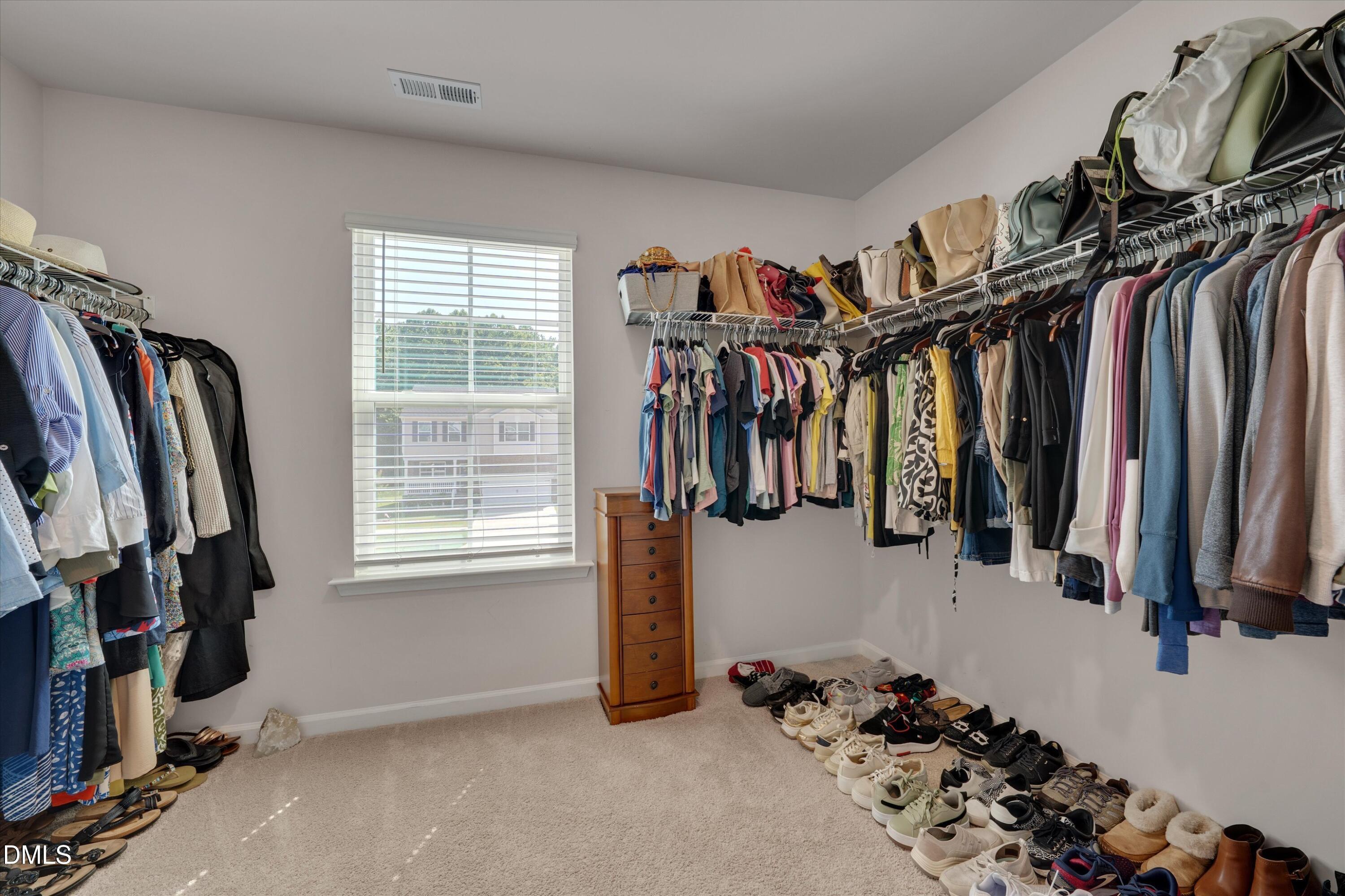 2202 Rosebank Way