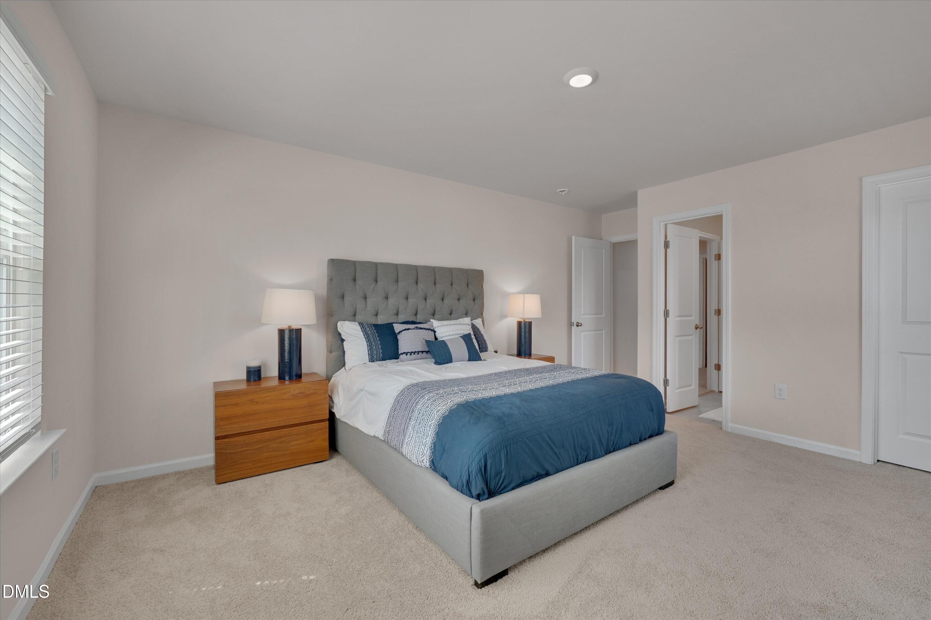 2202 Rosebank Way