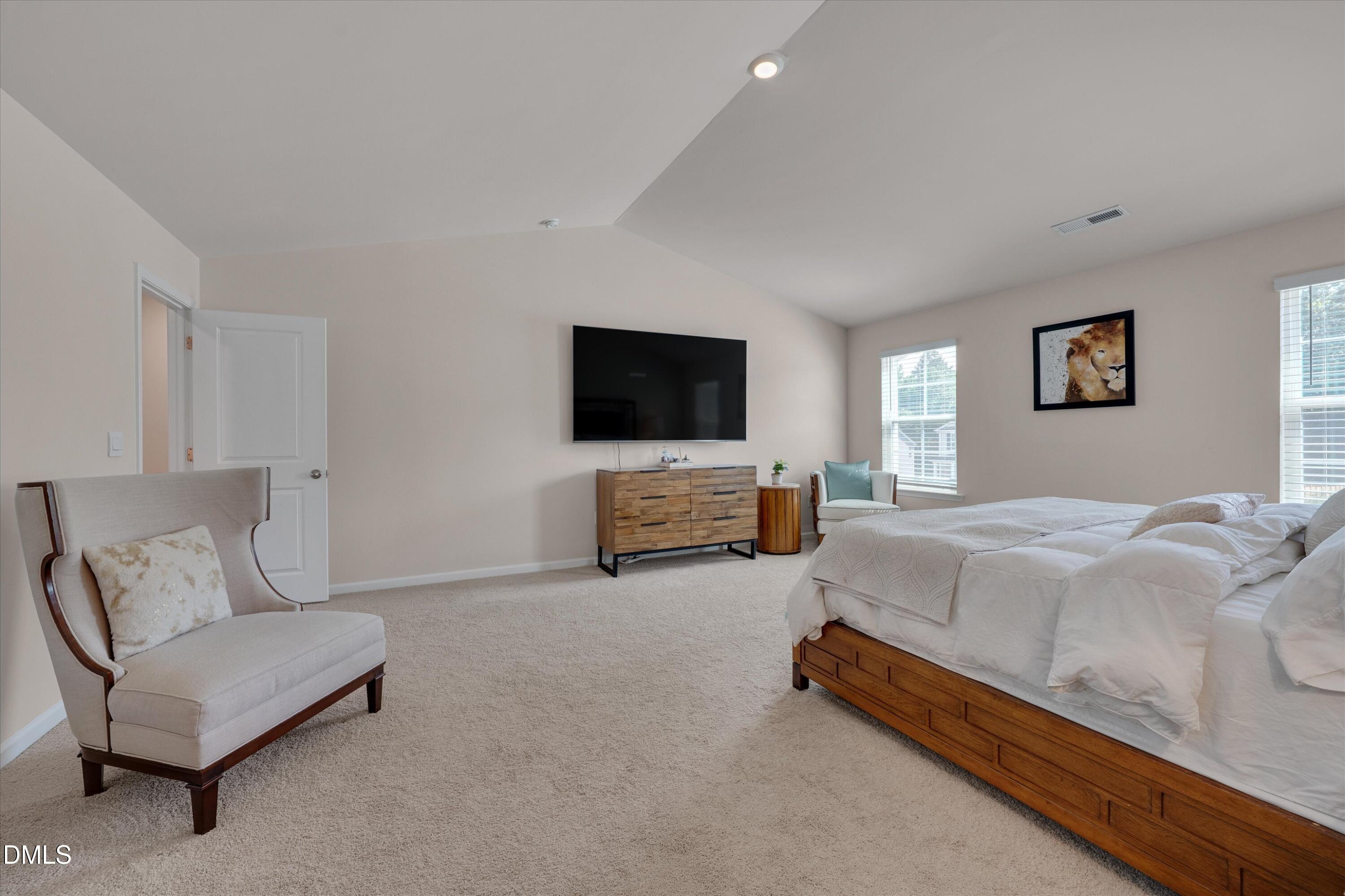 2202 Rosebank Way