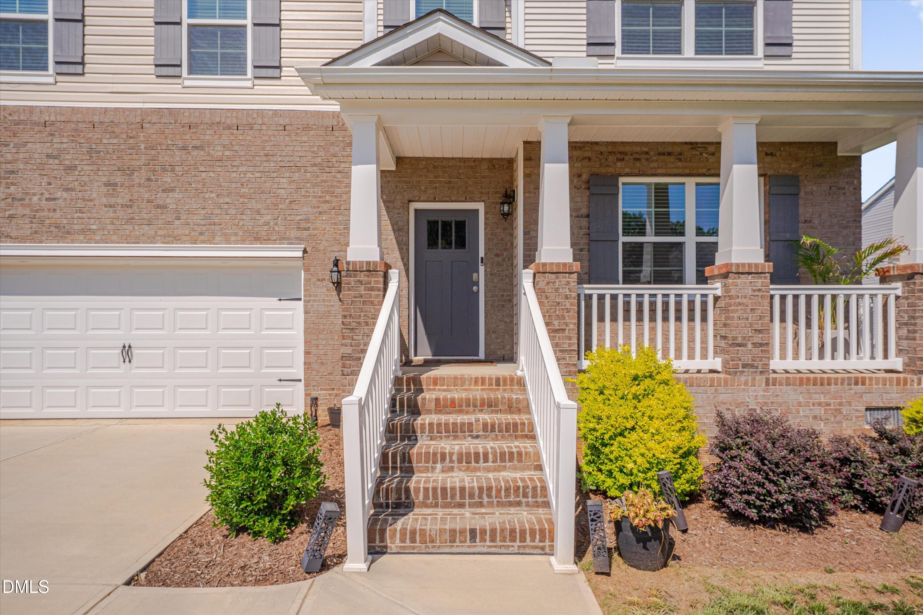 2202 Rosebank Way