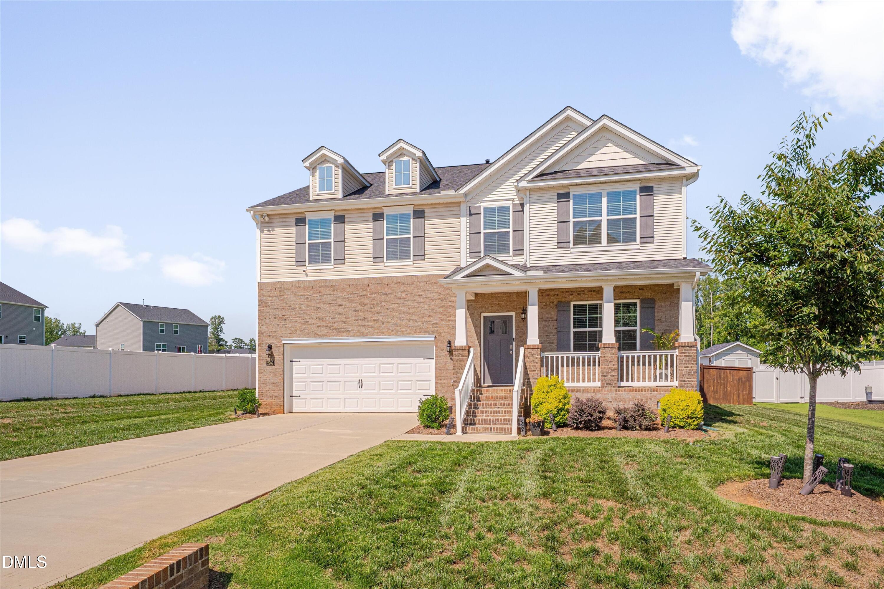 2202 Rosebank Way