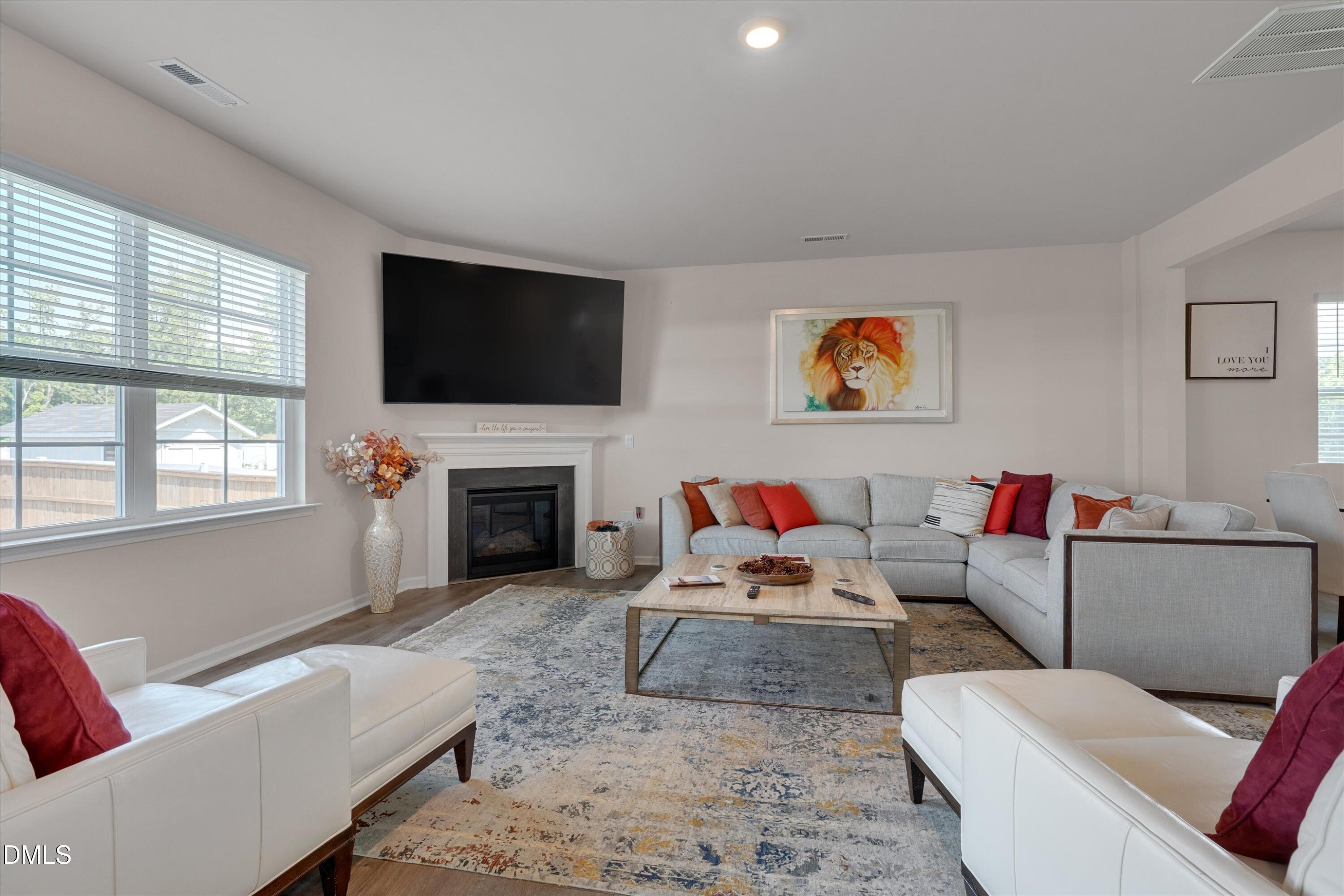 2202 Rosebank Way