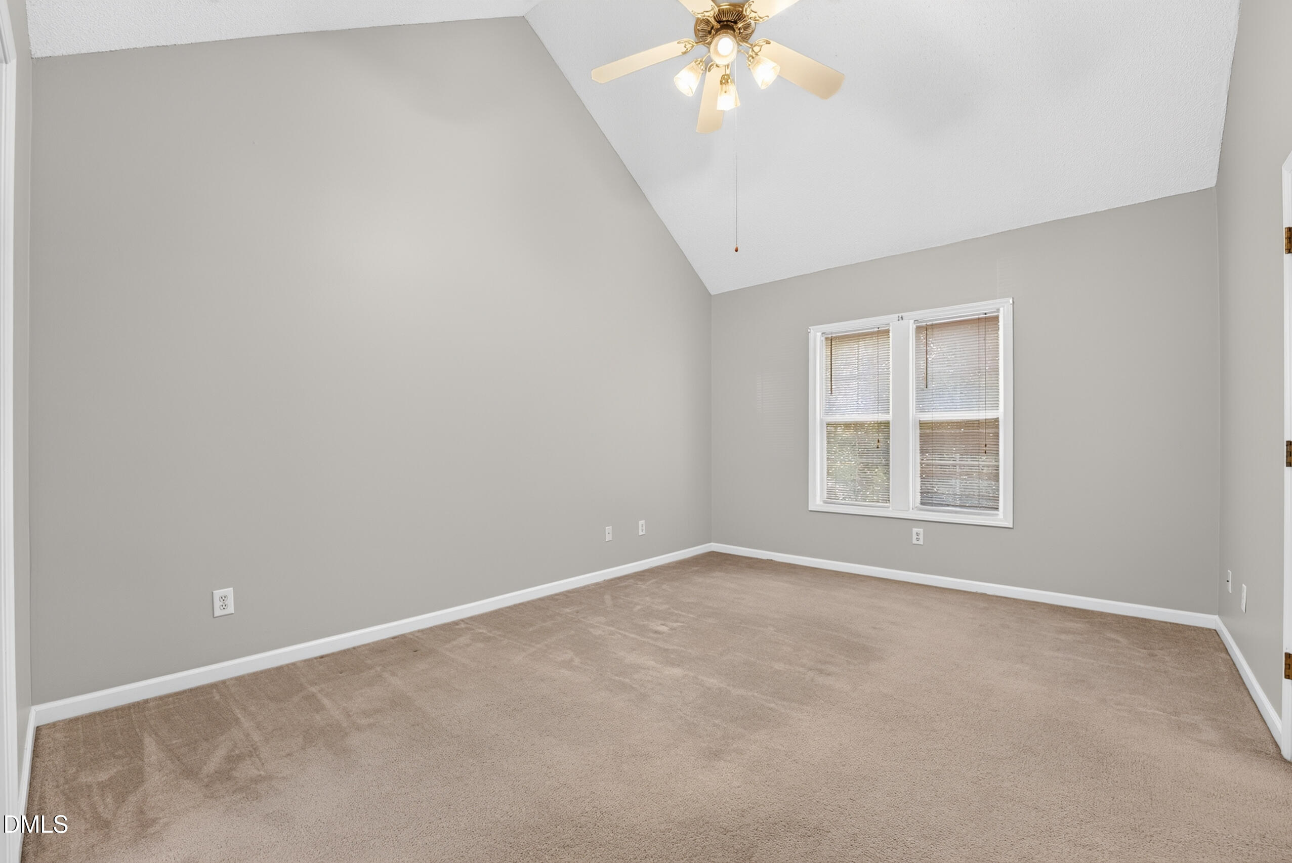 1321 E Turret Court