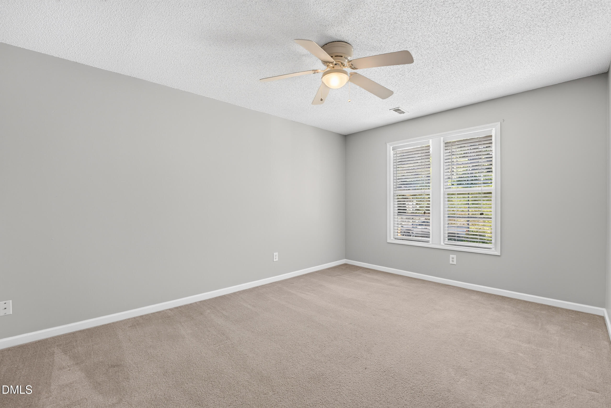 1321 E Turret Court