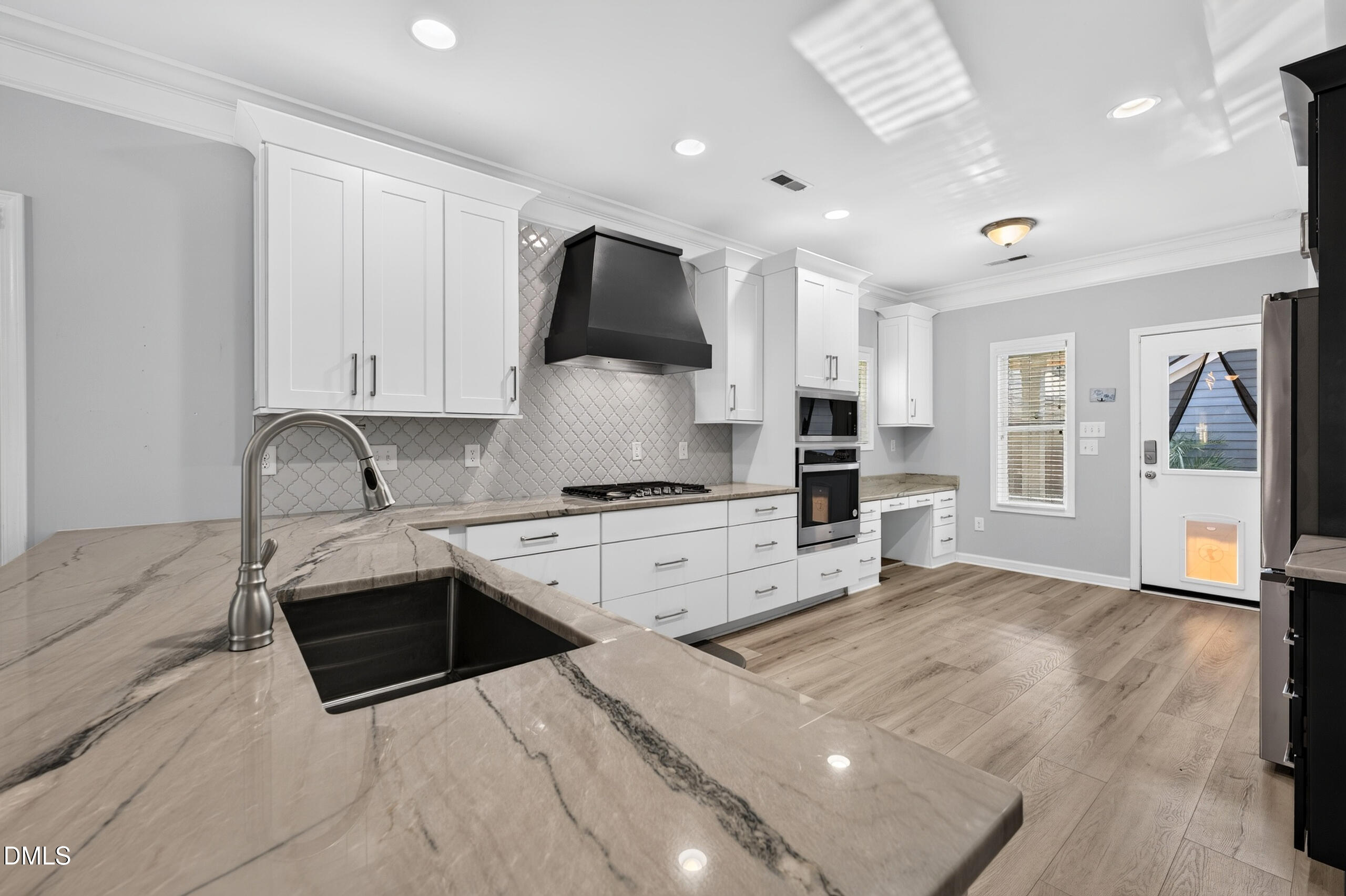 902 Shoofly Path