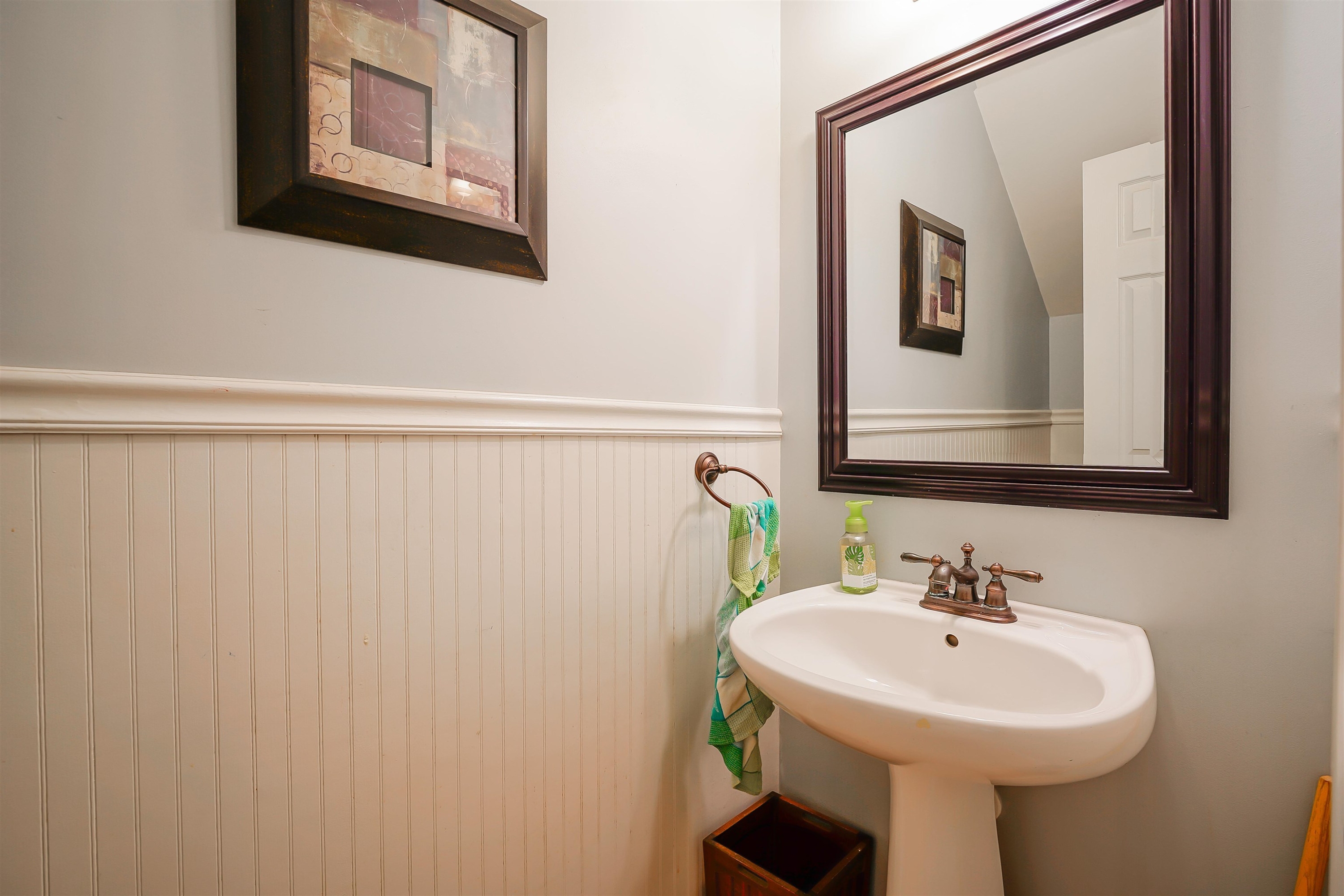 105 Holly Park Drive