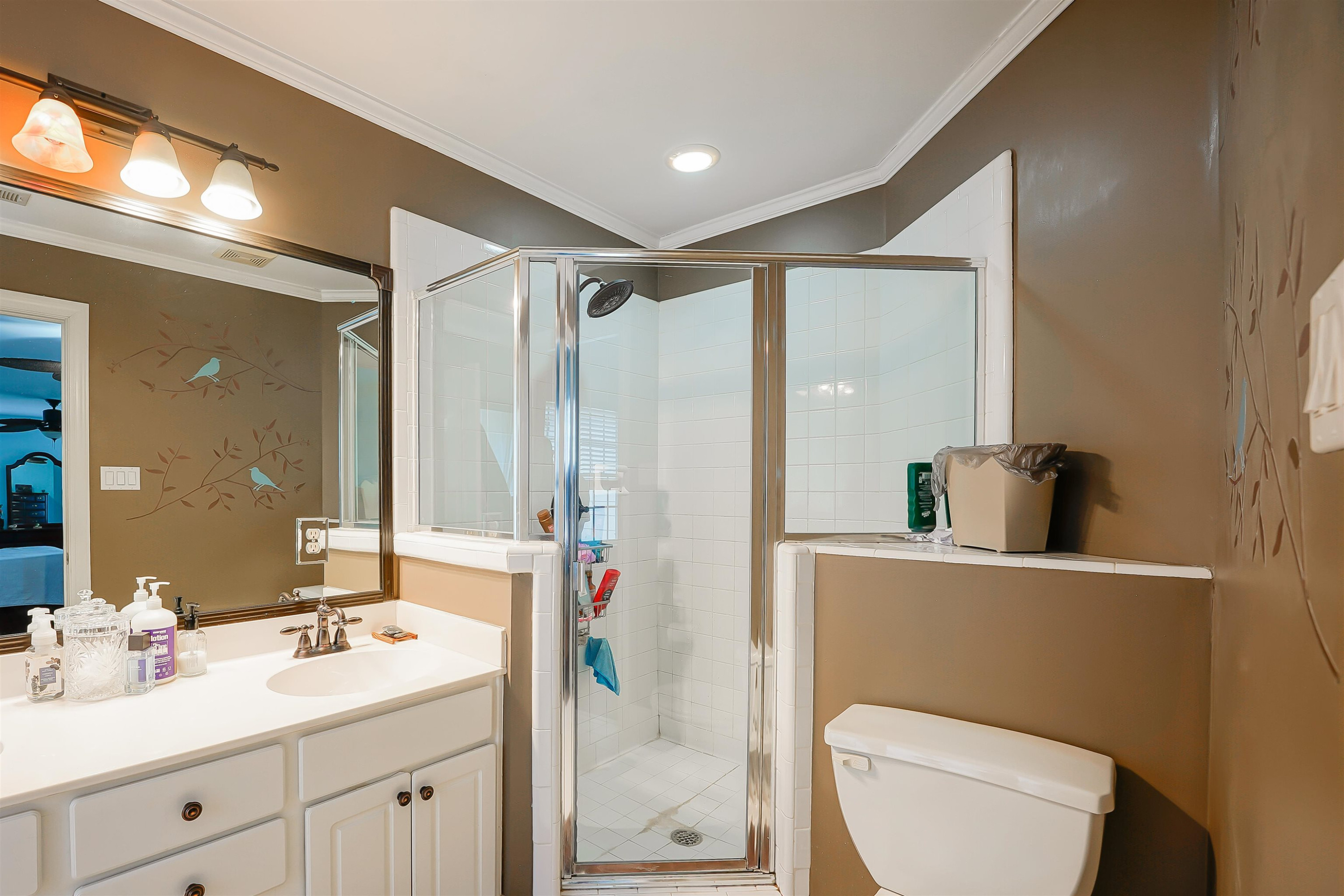 105 Holly Park Drive