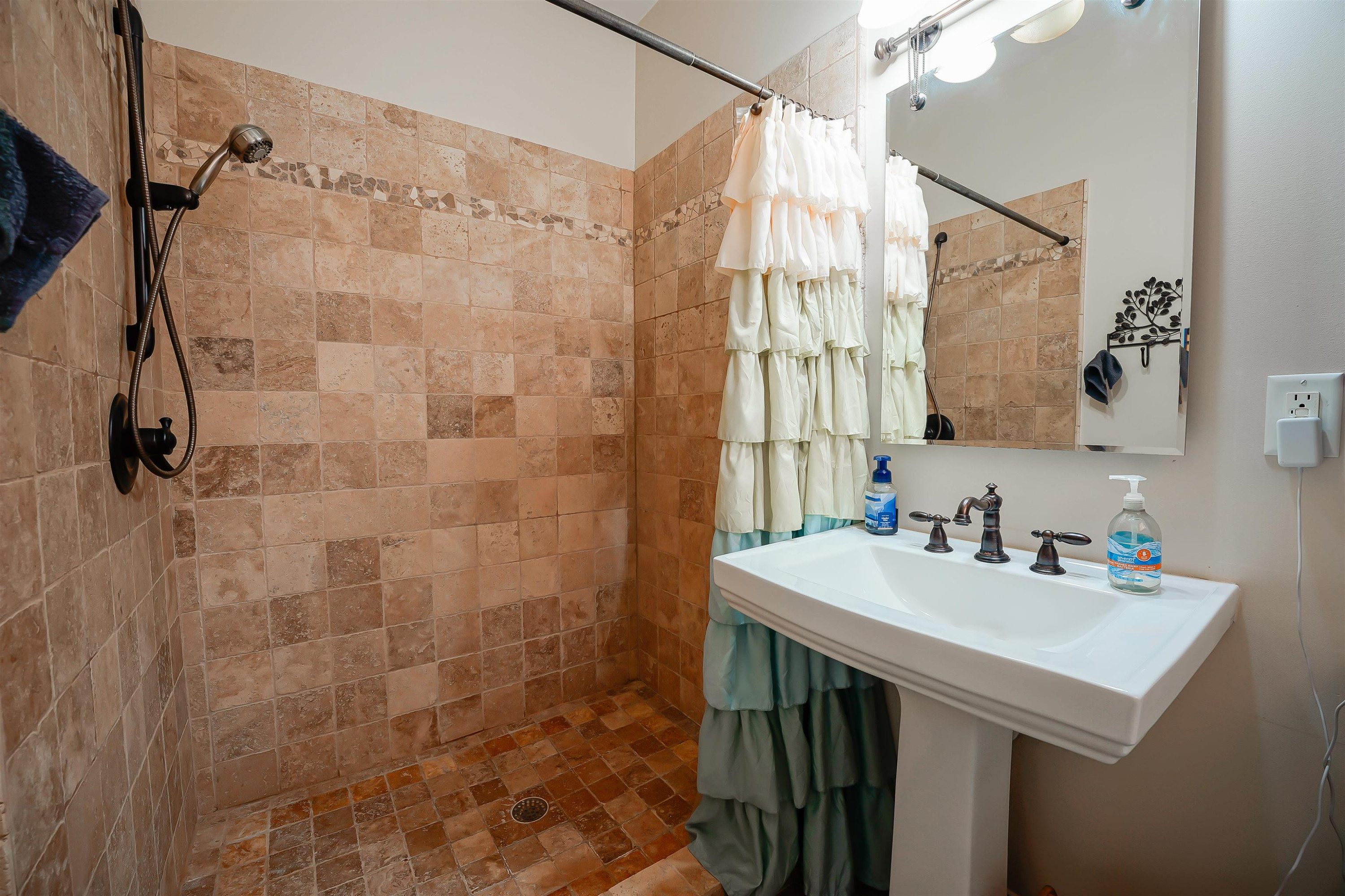 105 Holly Park Drive