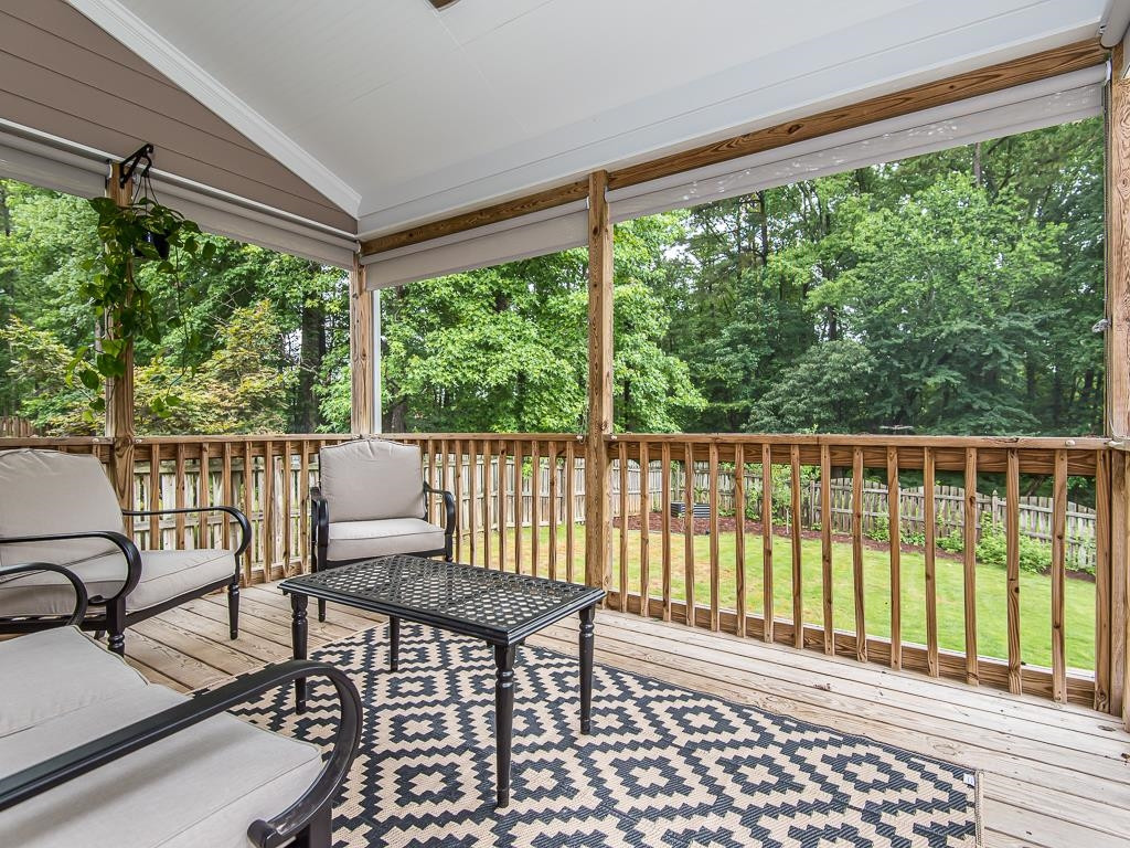 1212 Applethorn Drive