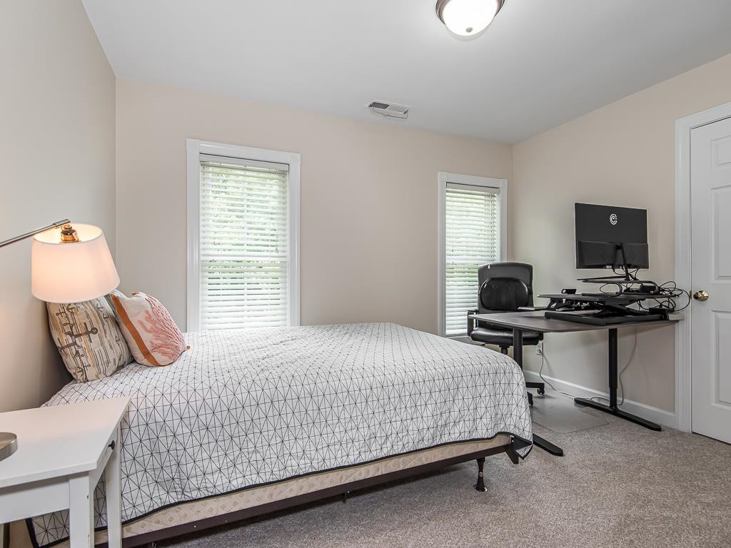 1212 Applethorn Drive