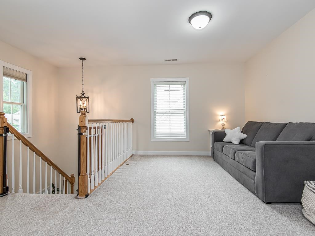 1212 Applethorn Drive