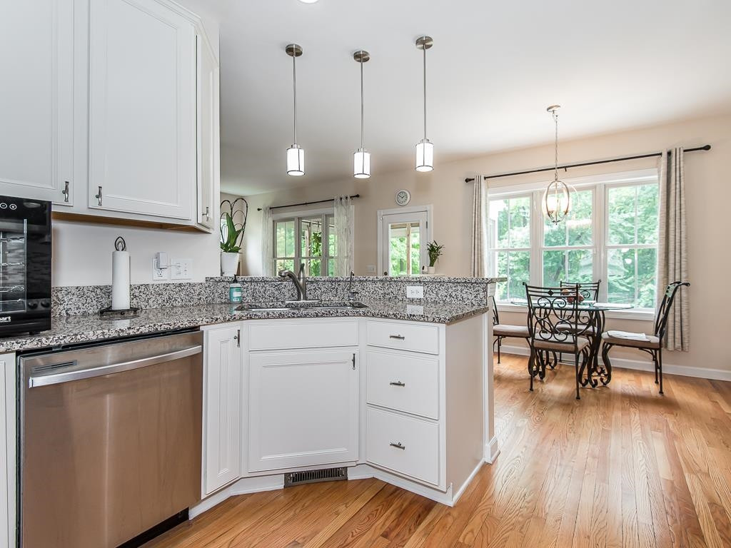 1212 Applethorn Drive