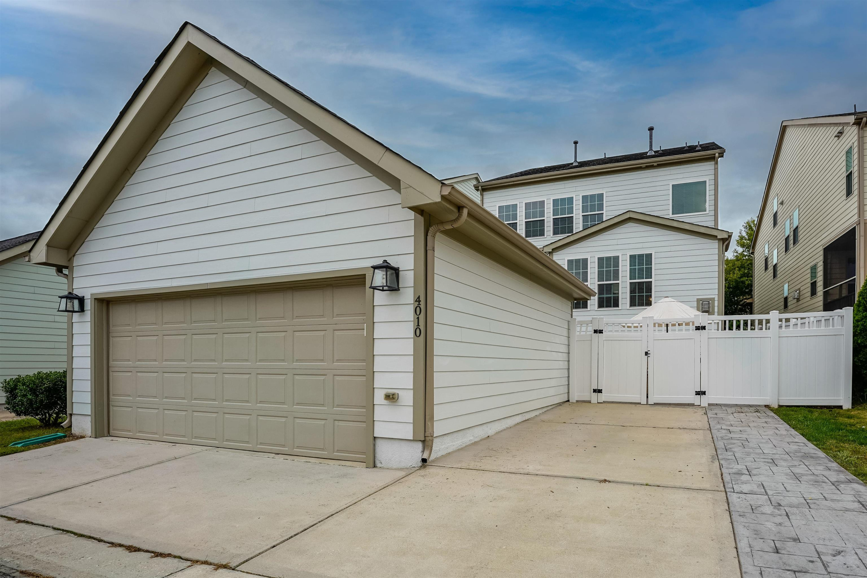 4010 Overcup Oak Lane
