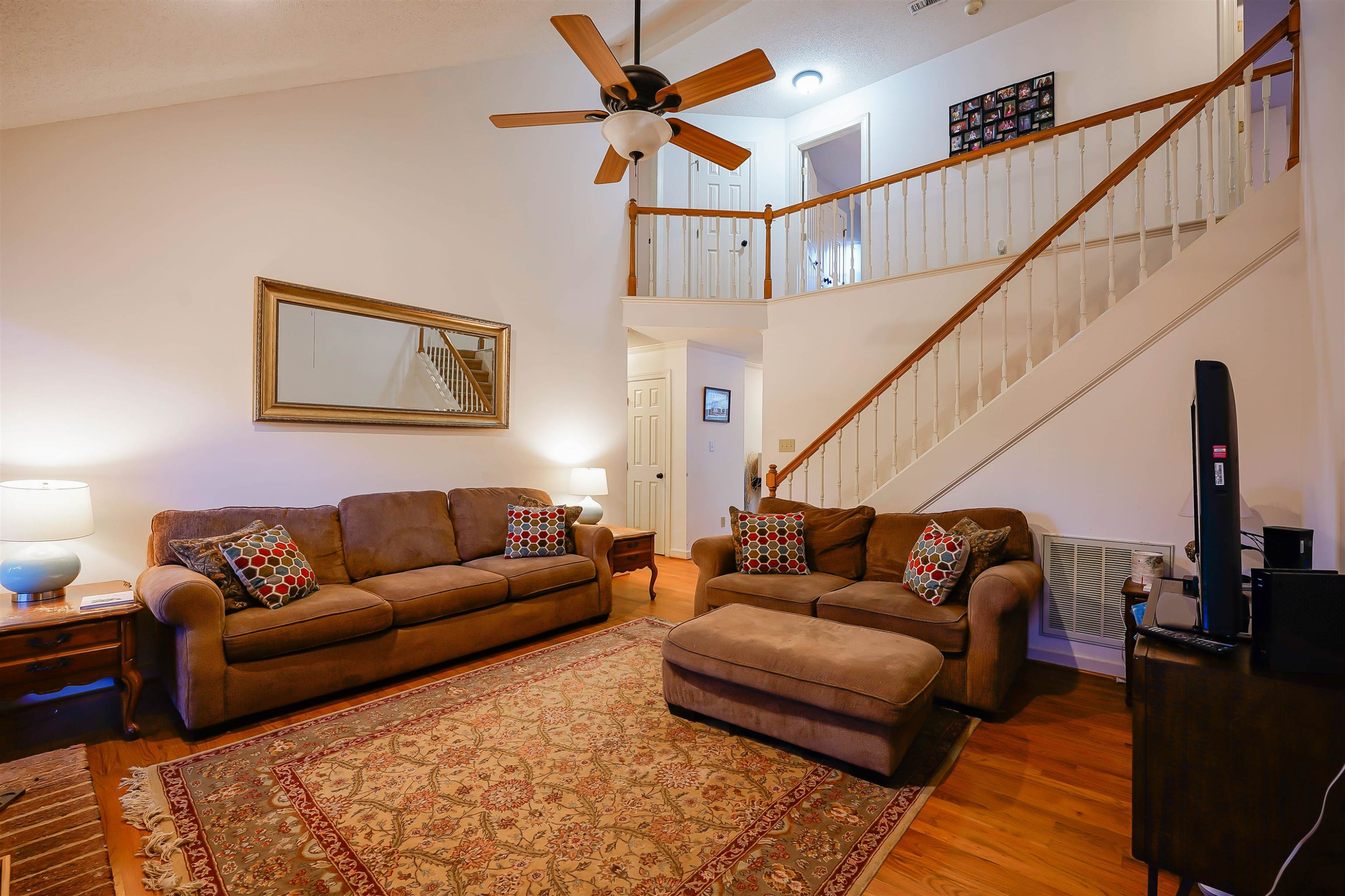 1006 W St Helena Place