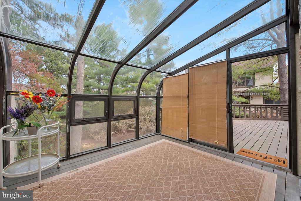 220 Springhouse Pond