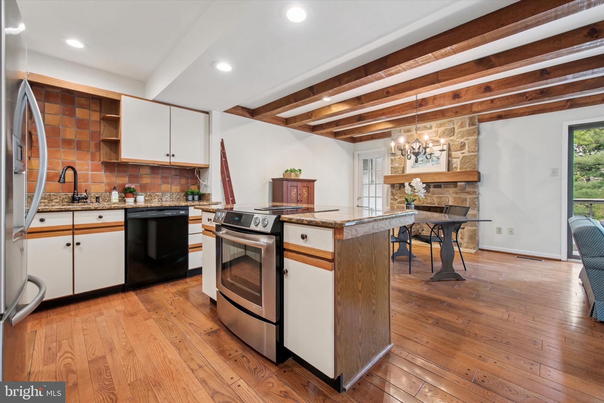 220 Springhouse Pond