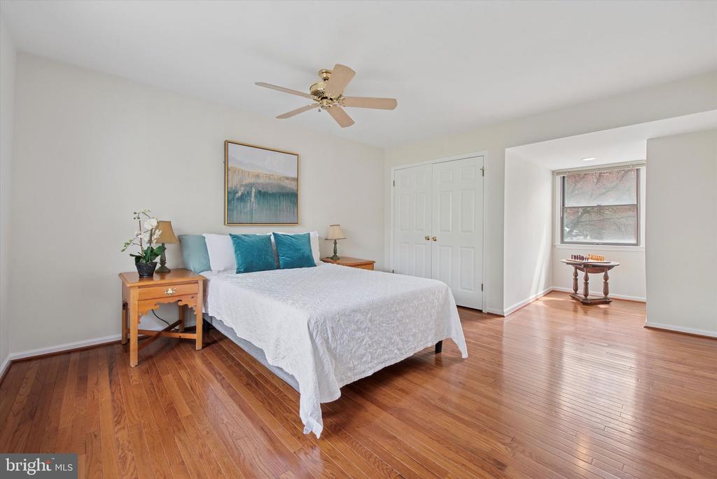 220 Springhouse Pond