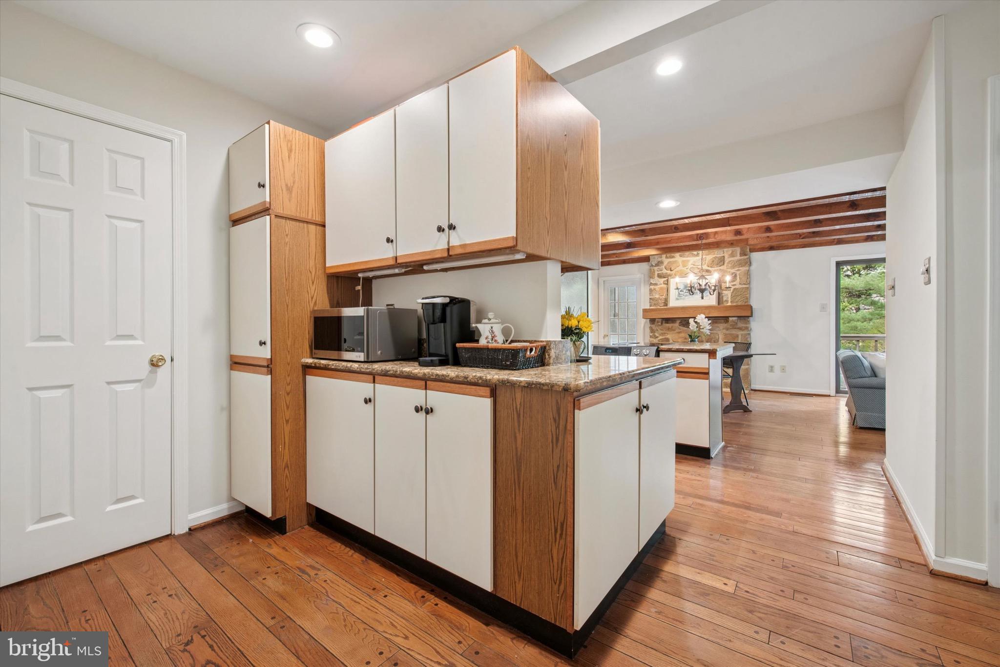 220 Springhouse Pond