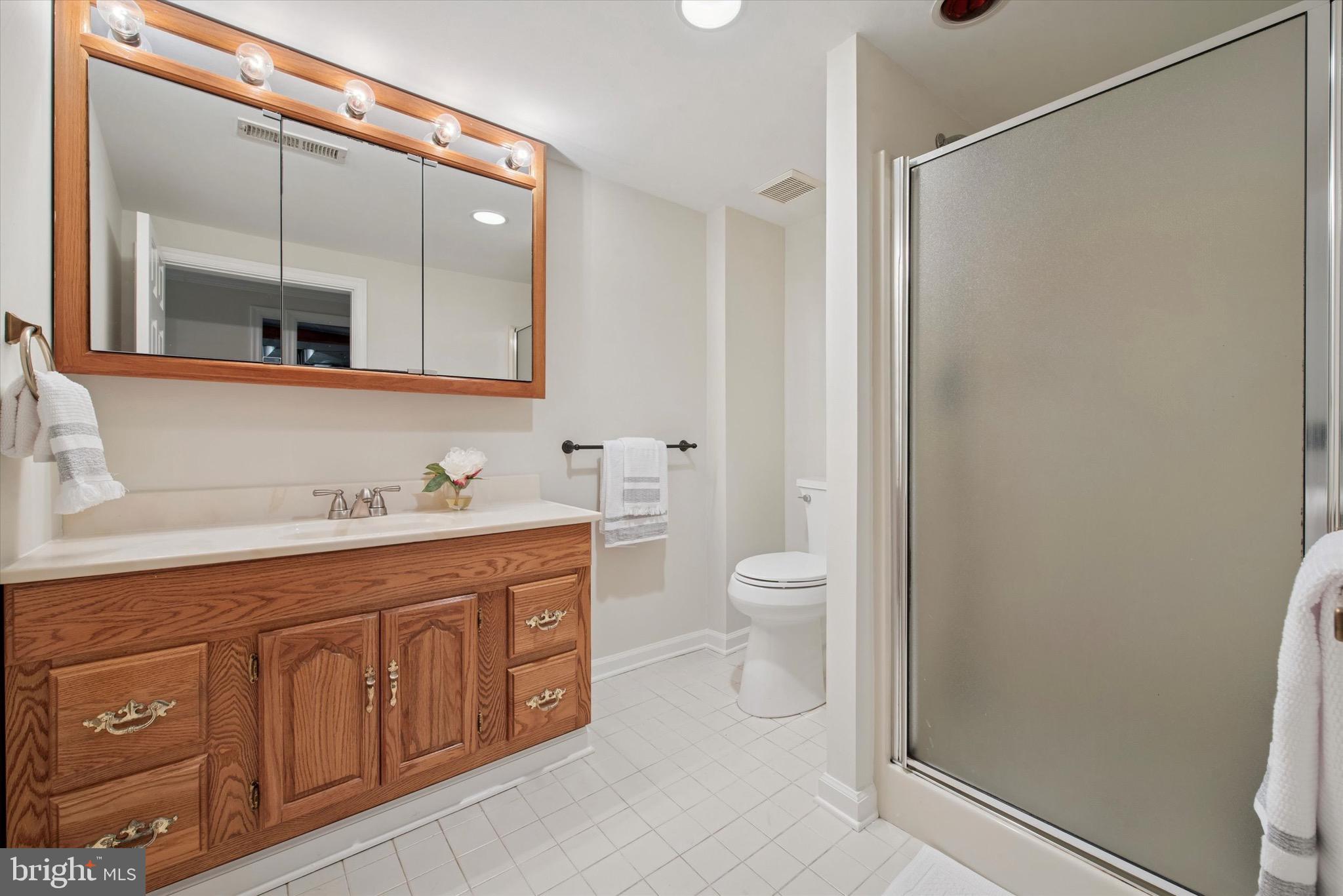 220 Springhouse Pond