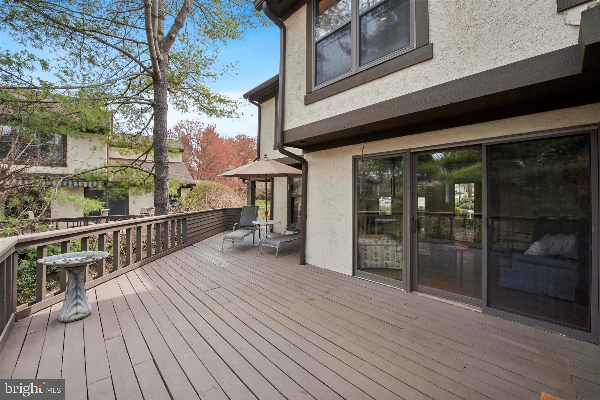 220 Springhouse Pond