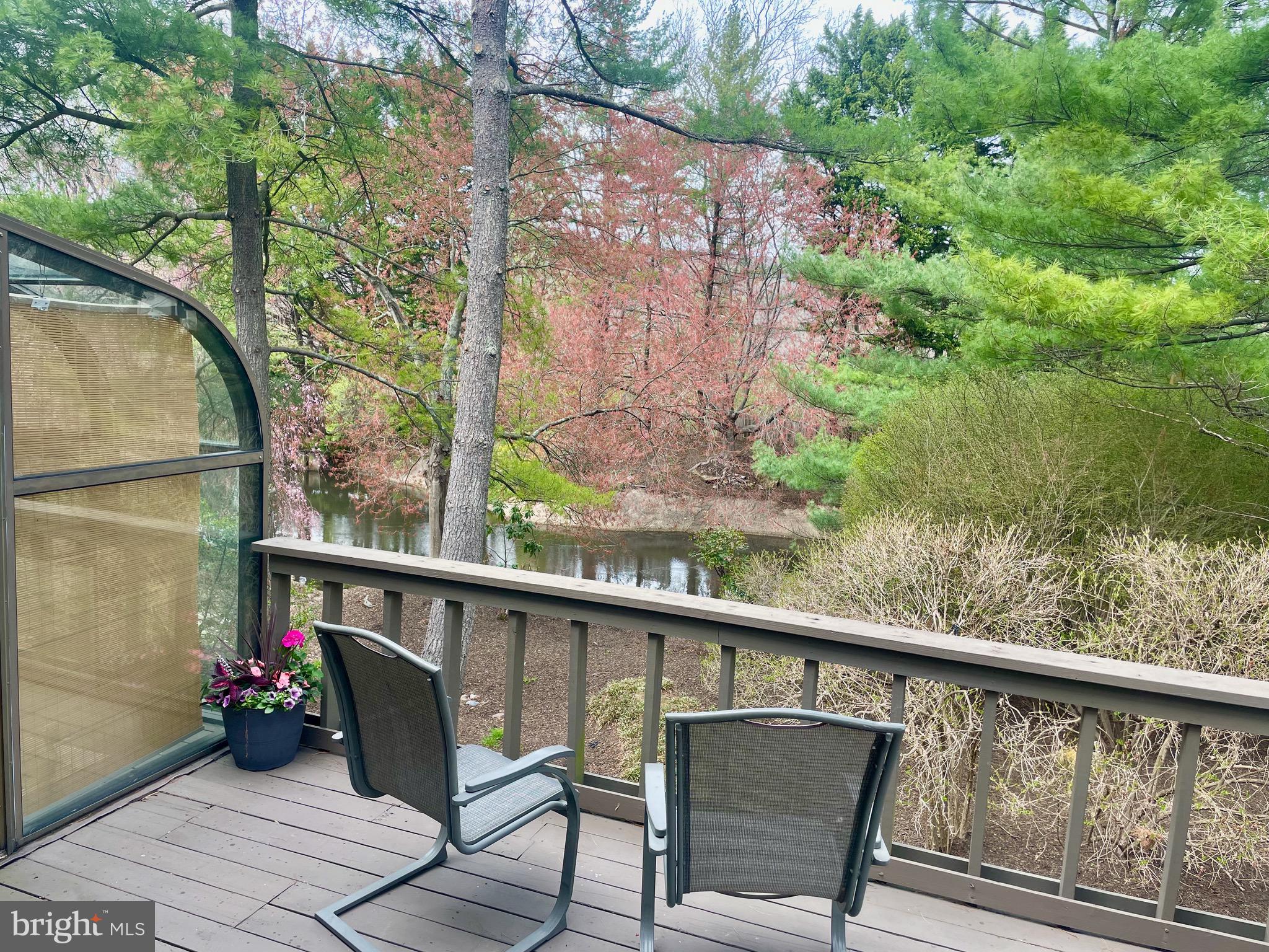 220 Springhouse Pond