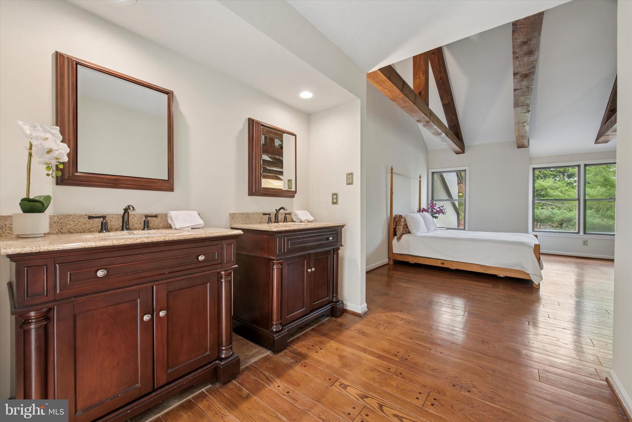 220 Springhouse Pond