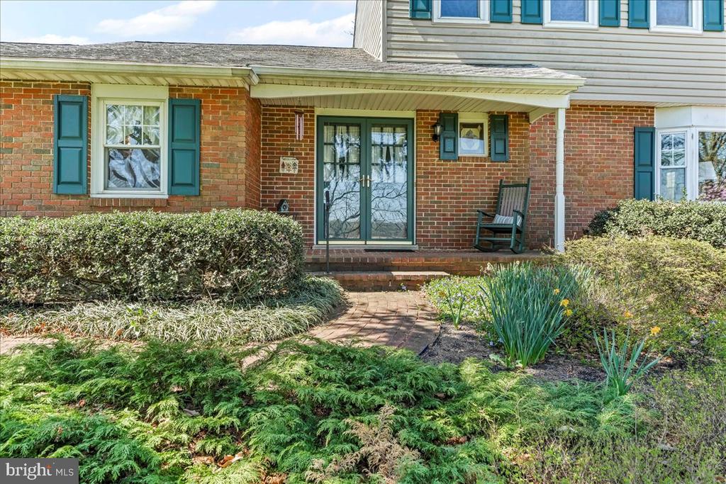 349 White Horse Rd