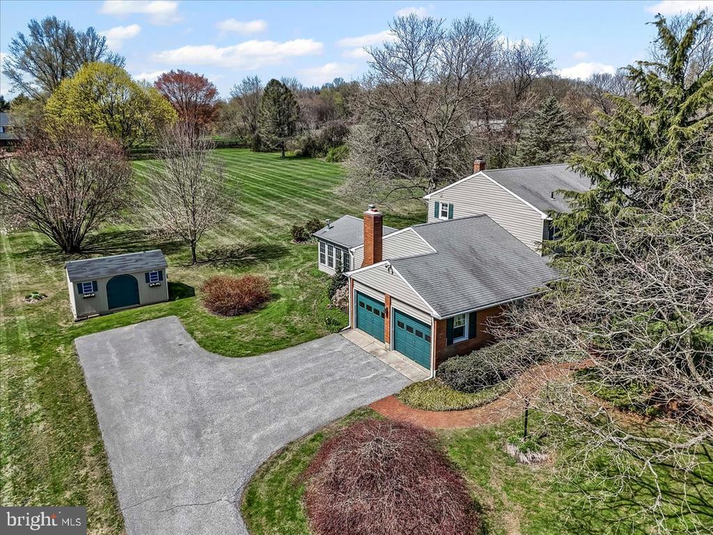 349 White Horse Rd