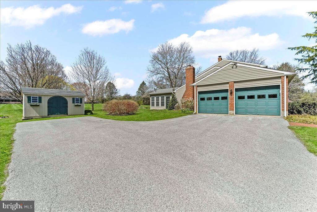 349 White Horse Rd