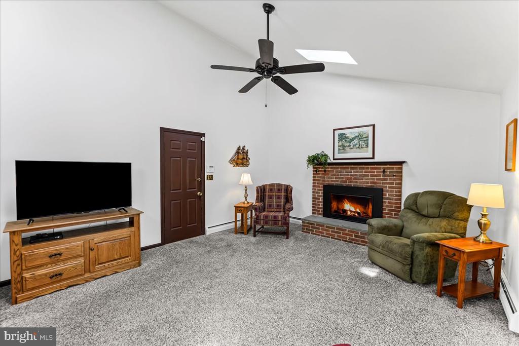 349 White Horse Rd