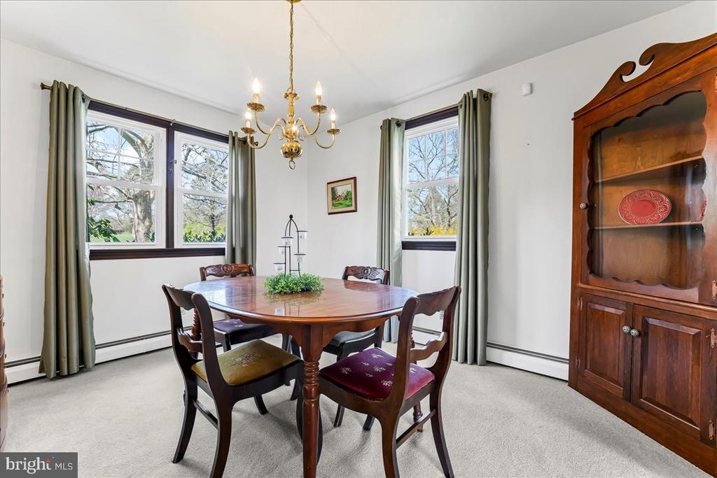 349 White Horse Rd