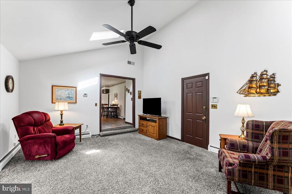 349 White Horse Rd