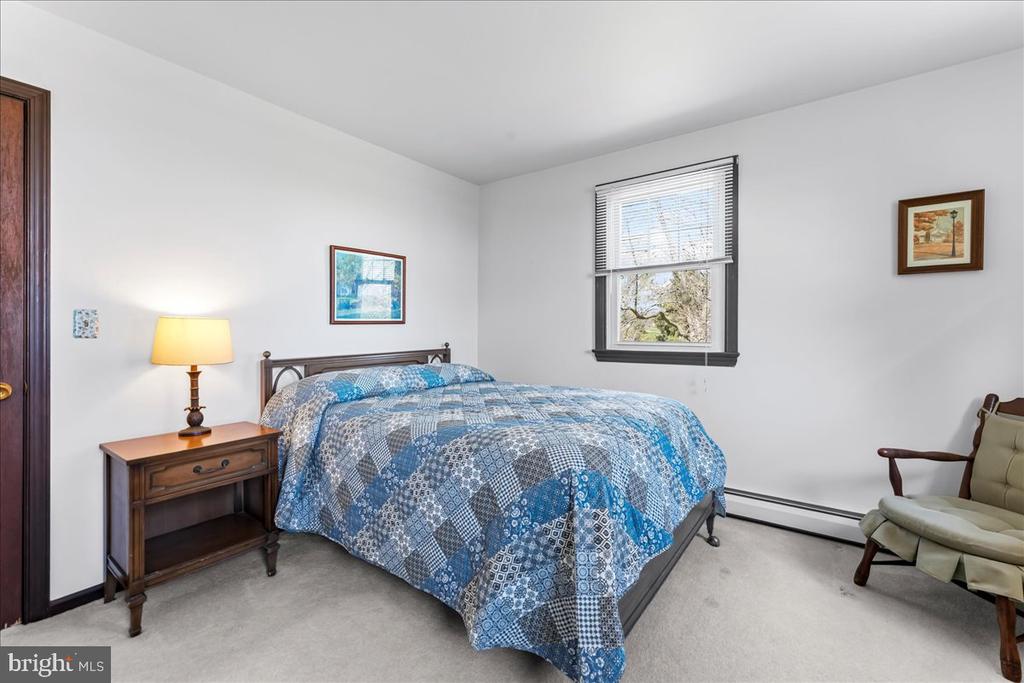 349 White Horse Rd