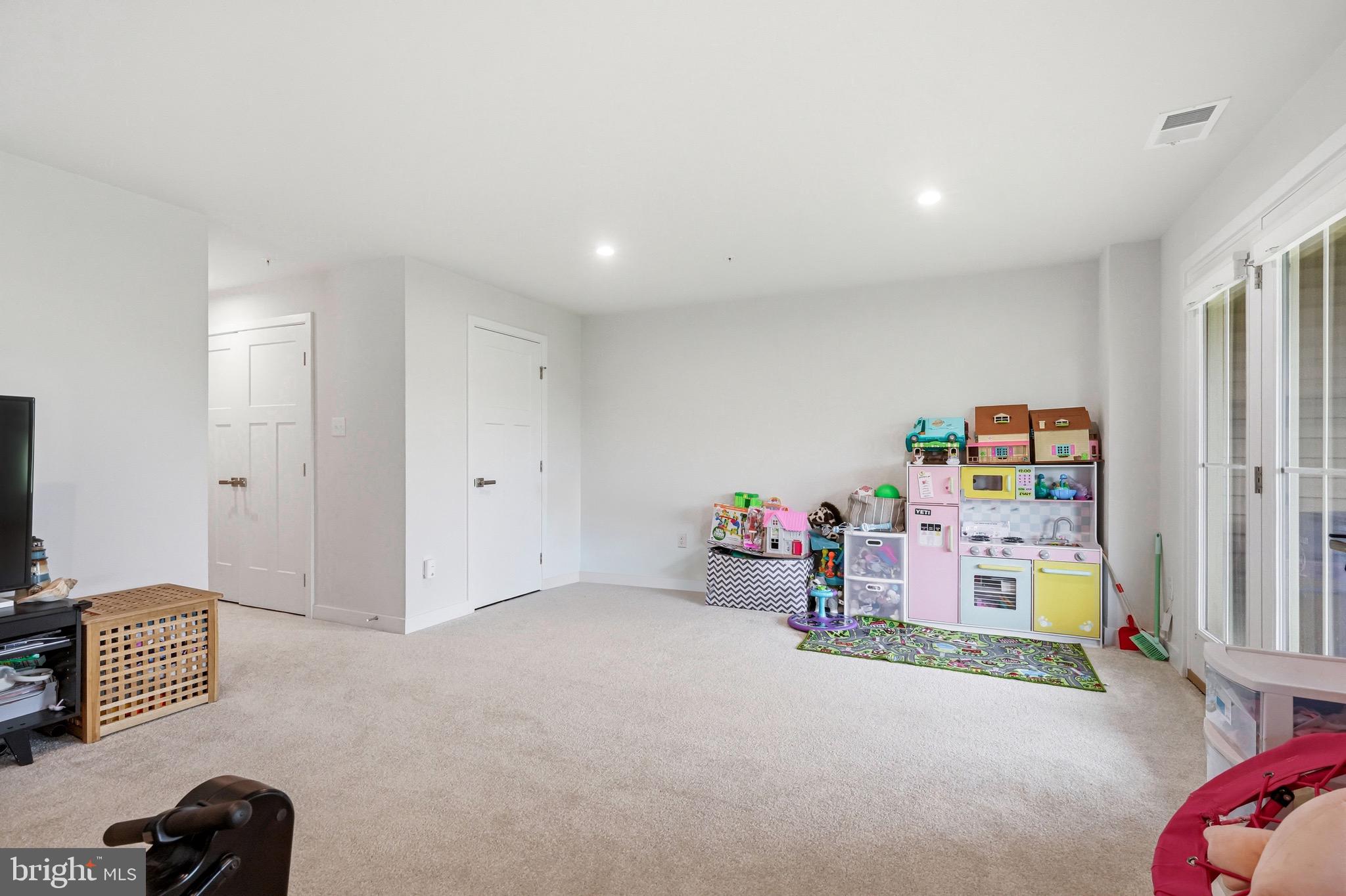 153 GLORY MAPLE LANE