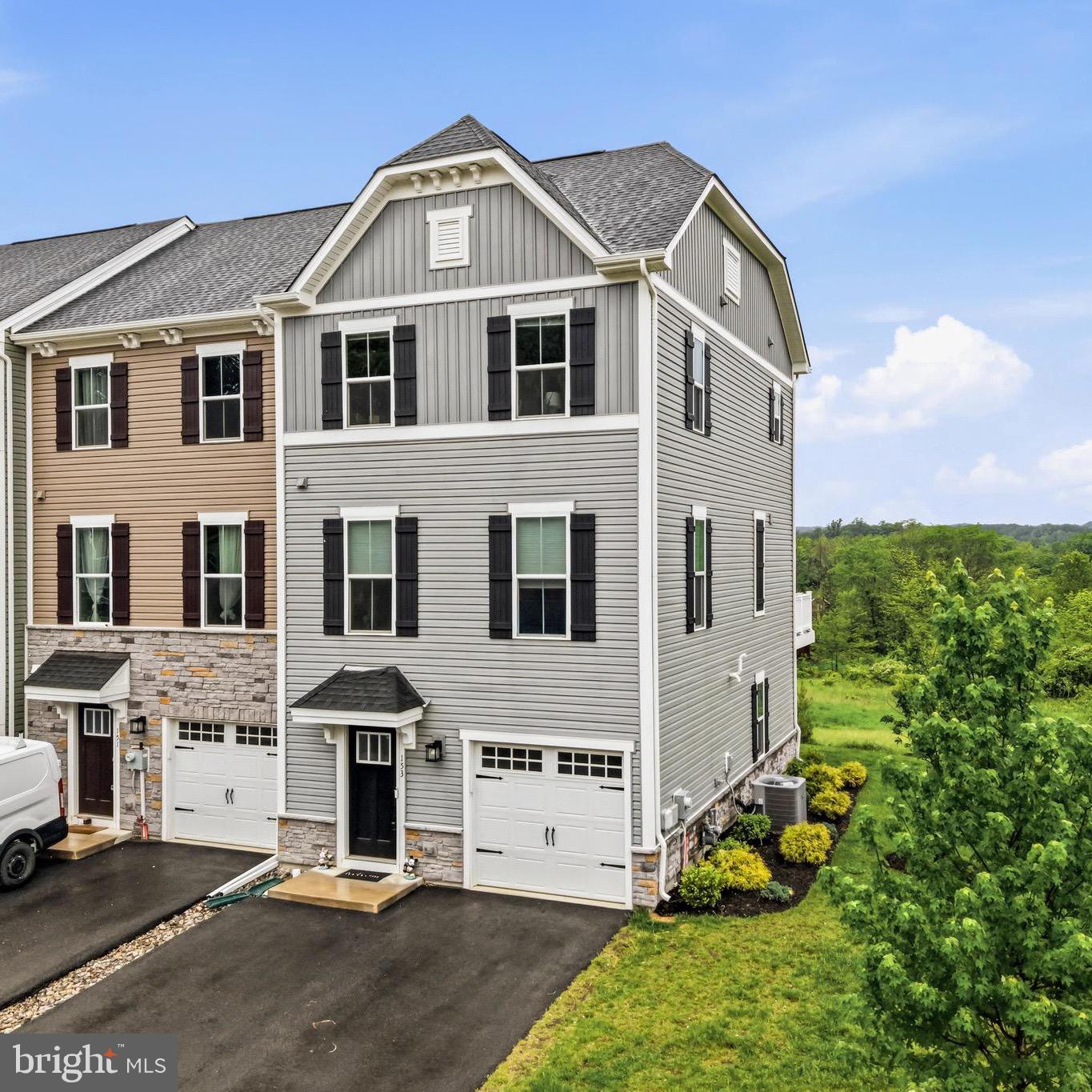 153 GLORY MAPLE LANE