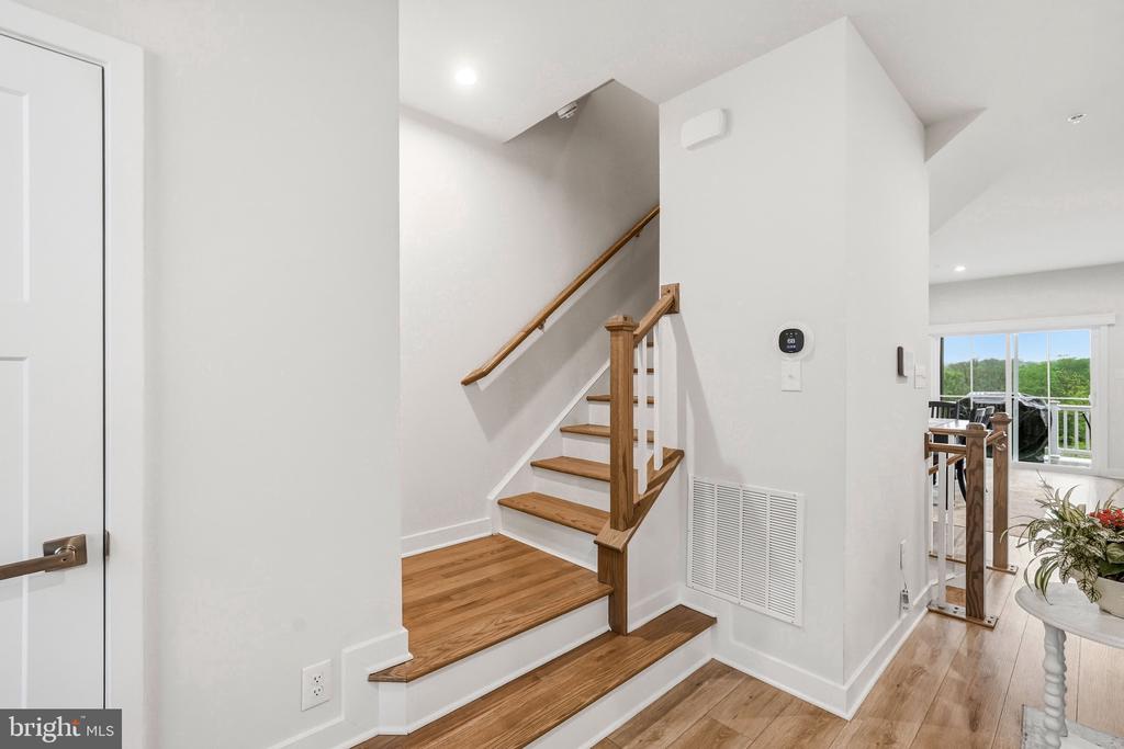 153 GLORY MAPLE LANE