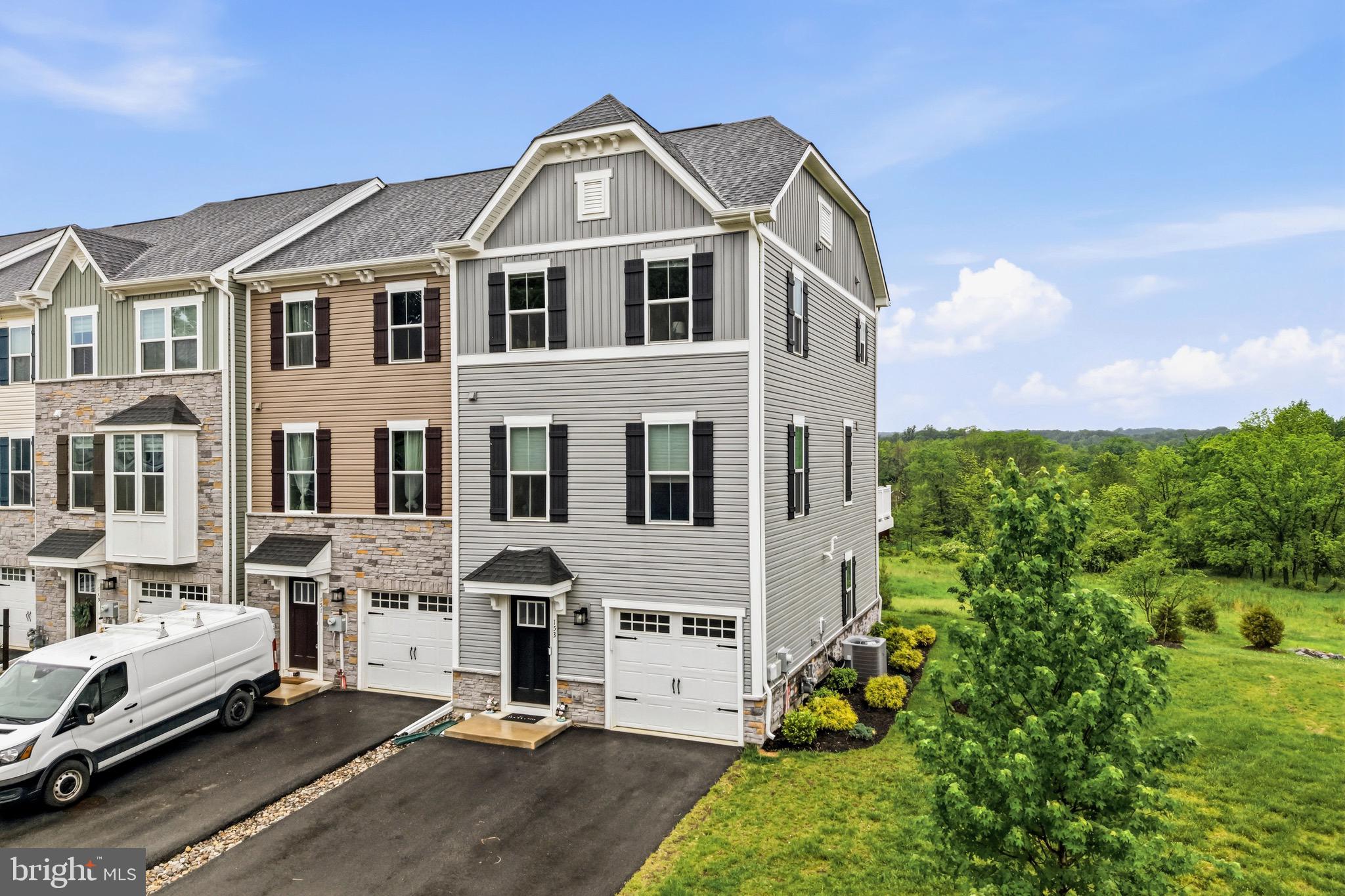 153 GLORY MAPLE LANE
