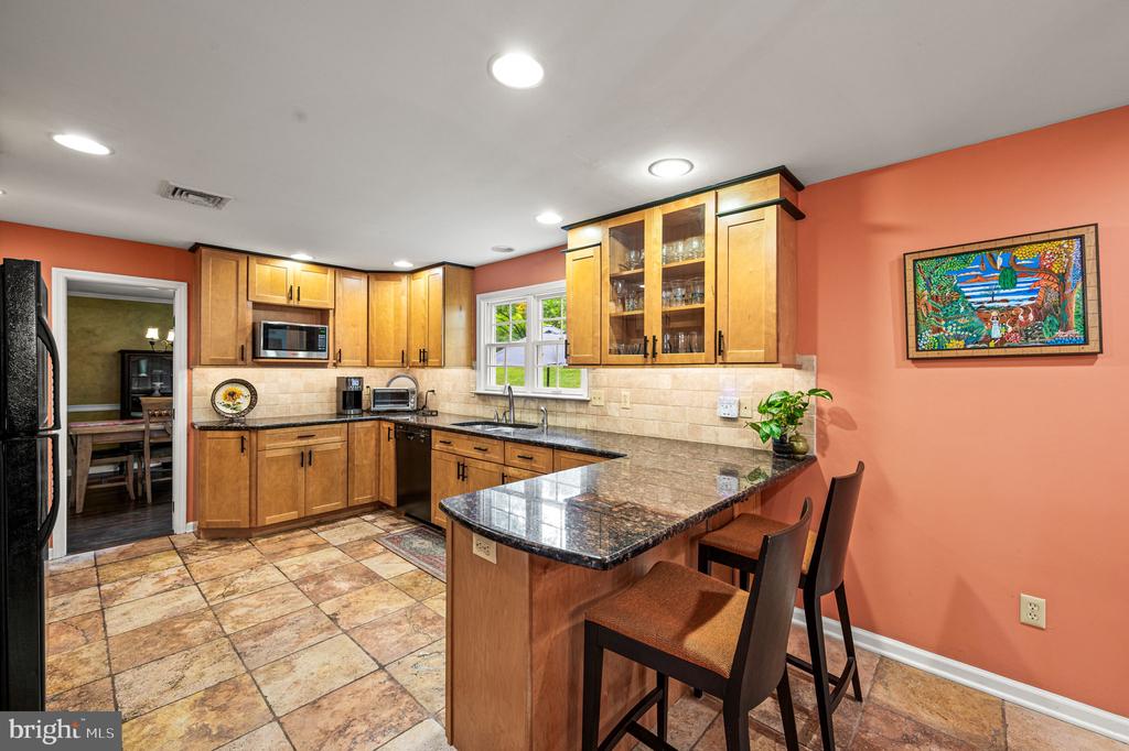905 WARRIOR ROAD