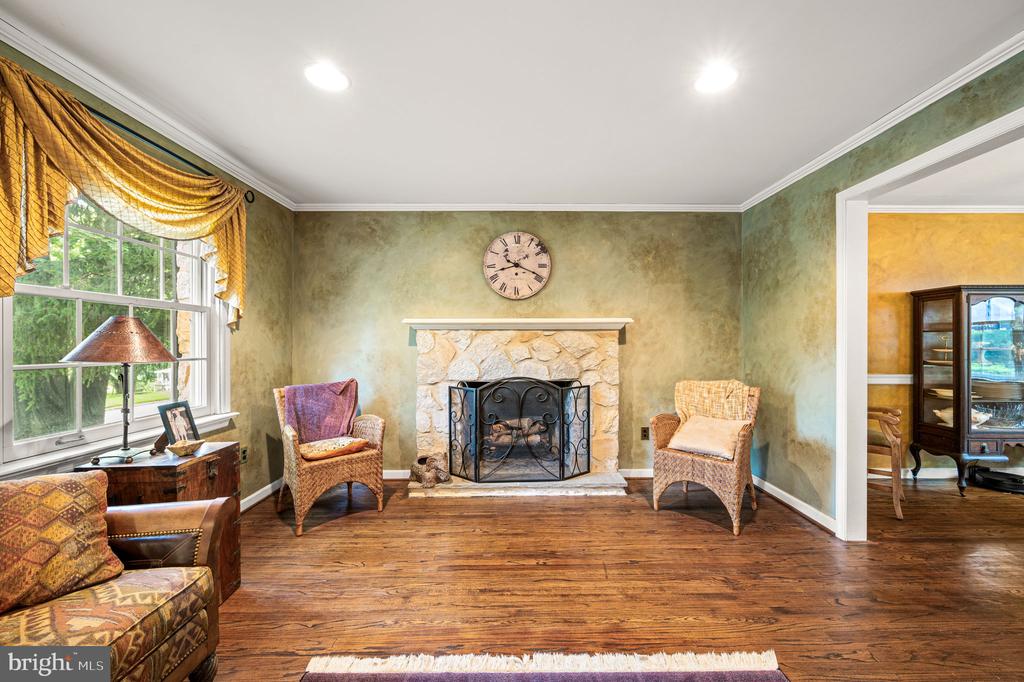 905 WARRIOR ROAD