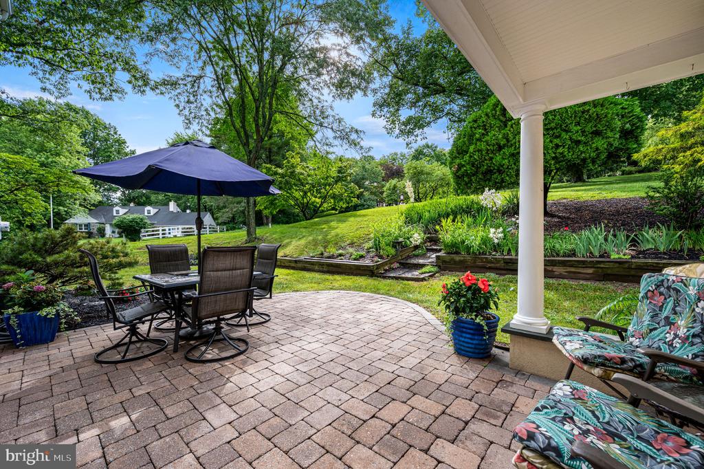 905 WARRIOR ROAD