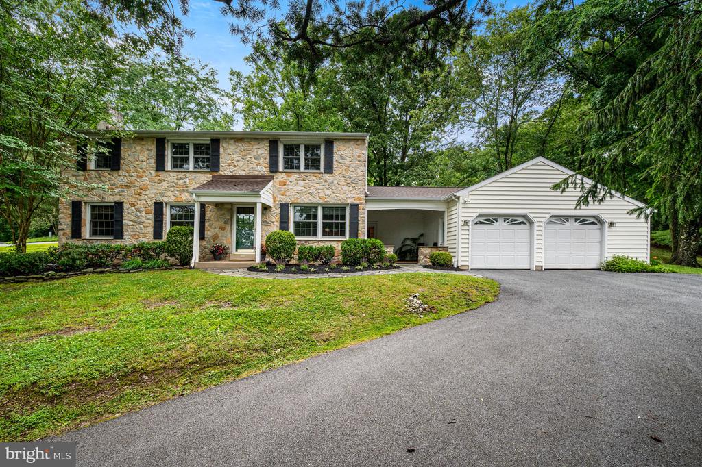 905 WARRIOR ROAD