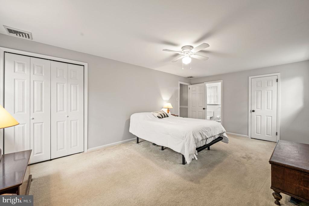 905 WARRIOR ROAD