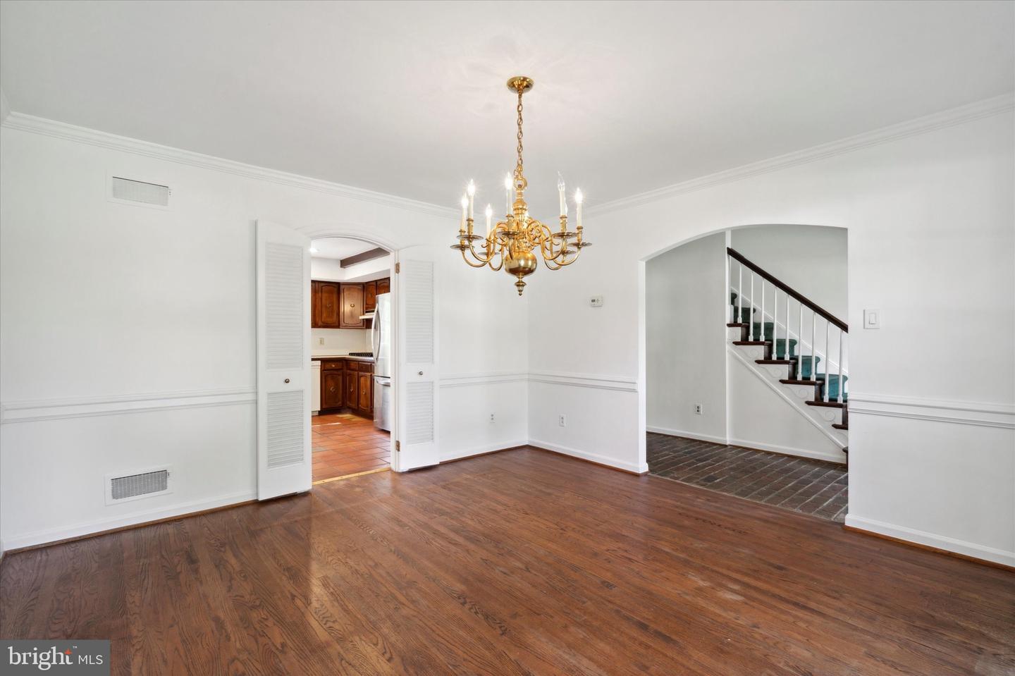 715 Westover Rd