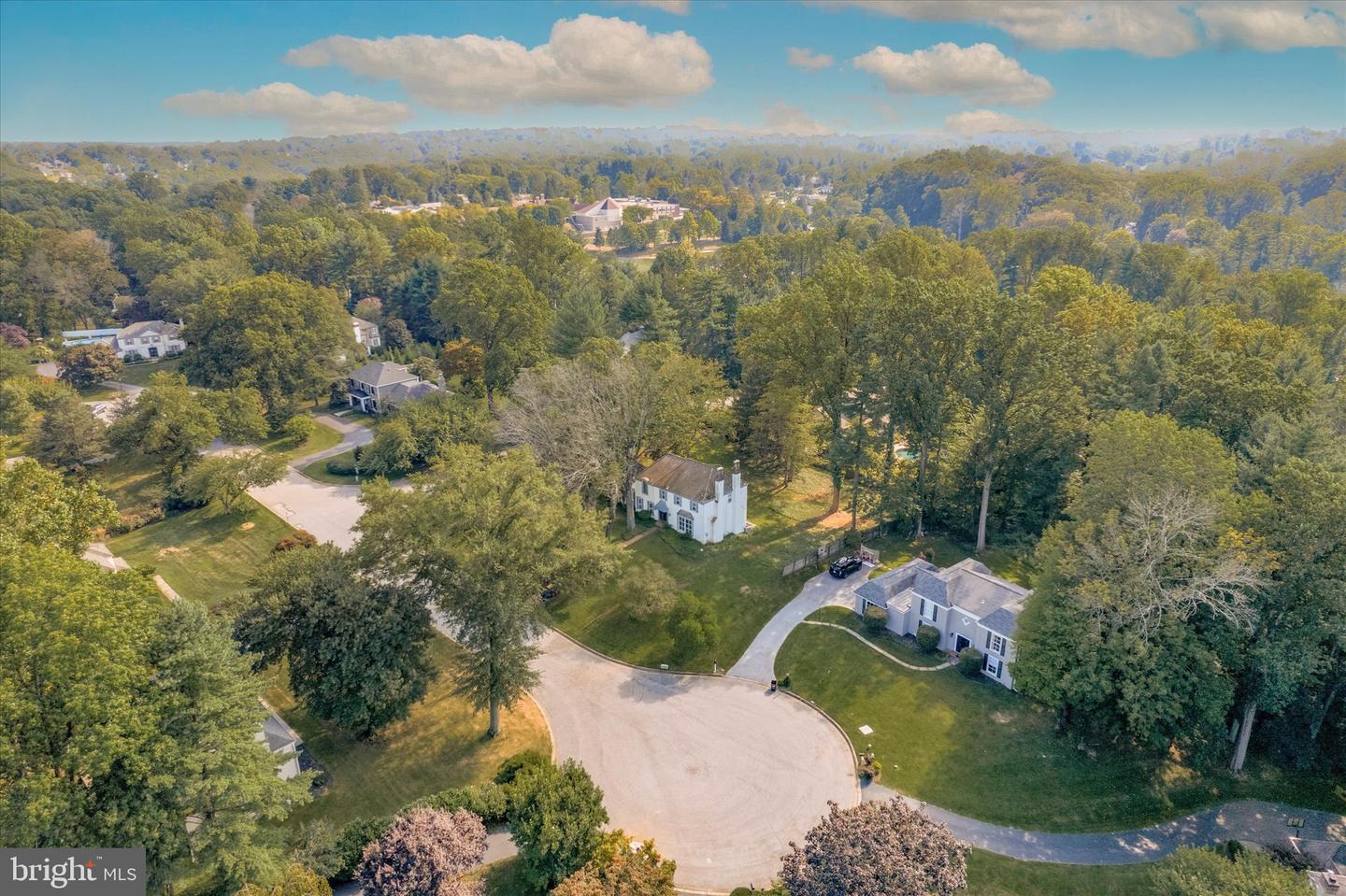 715 Westover Rd